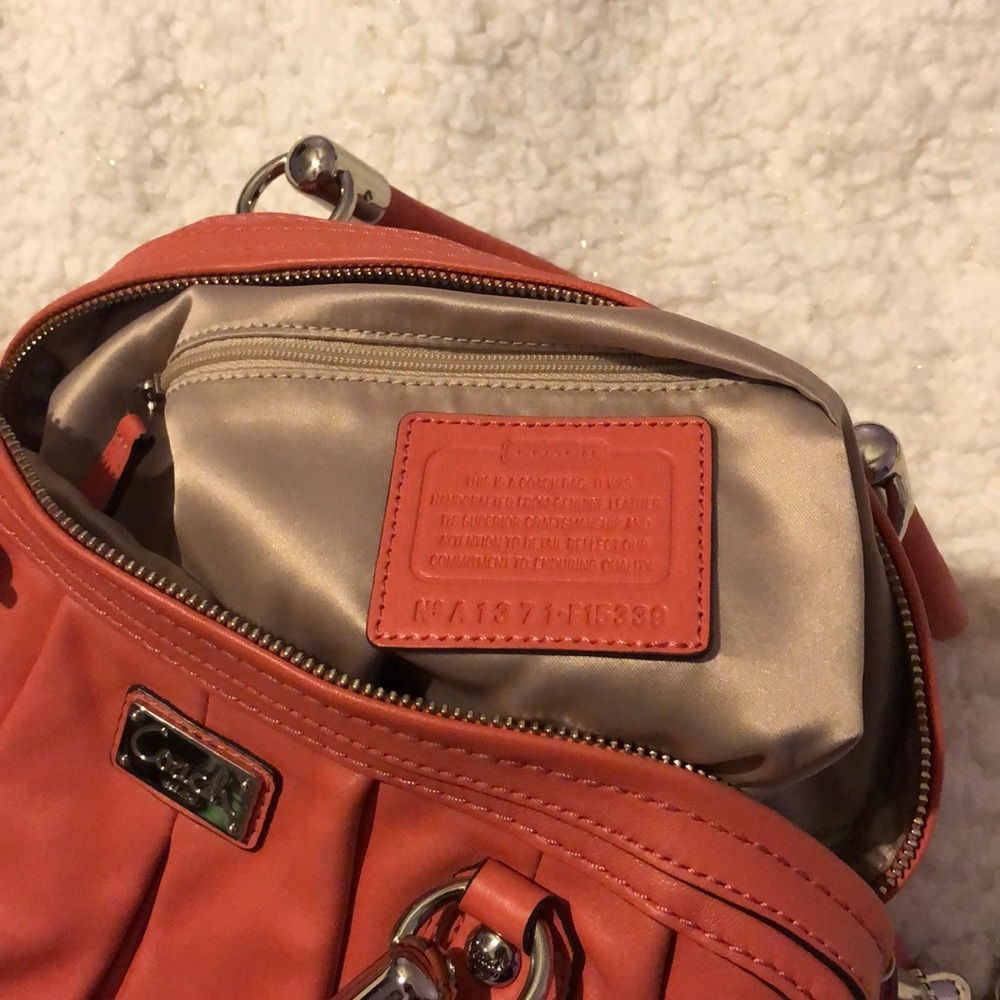 Coach bag - Picture 3 of 3